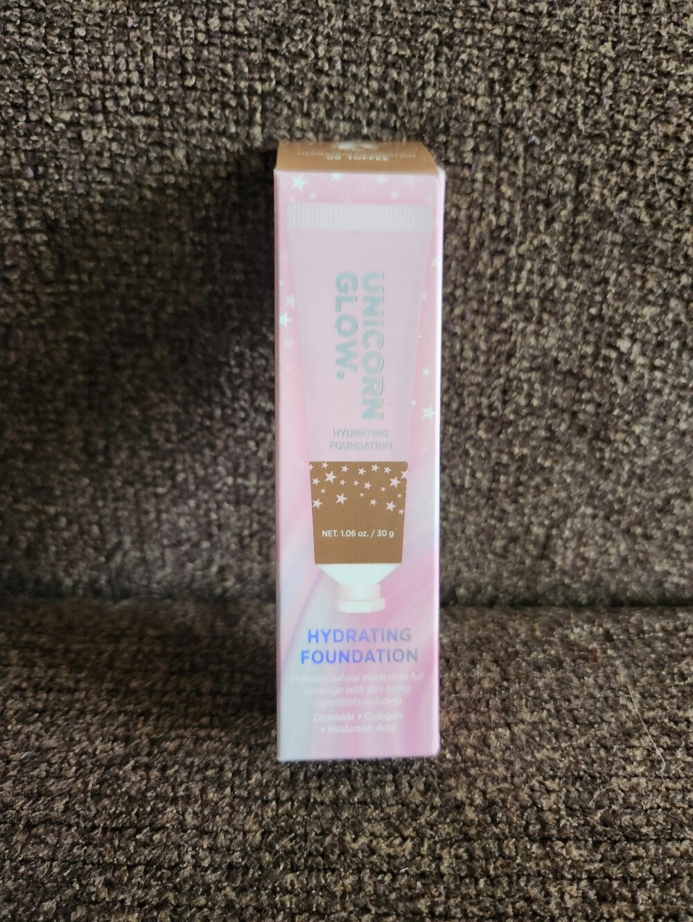 Unicorn Glow Hydrating Foundation 09 Toffee New